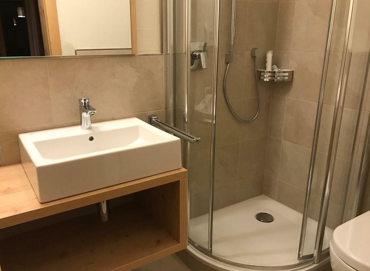 Platzerhof Apartman Monguelfo-Tesido / Welsberg-Taisten Kültér fotó